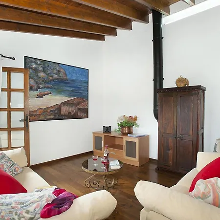 Beautiful 4 Bedrooms Bennassar Mountainside Views Short Drive To Town * Pollença