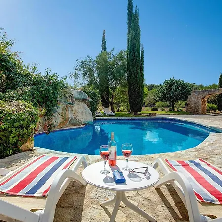 Beautiful 4 Bedrooms Bennassar Mountainside Views