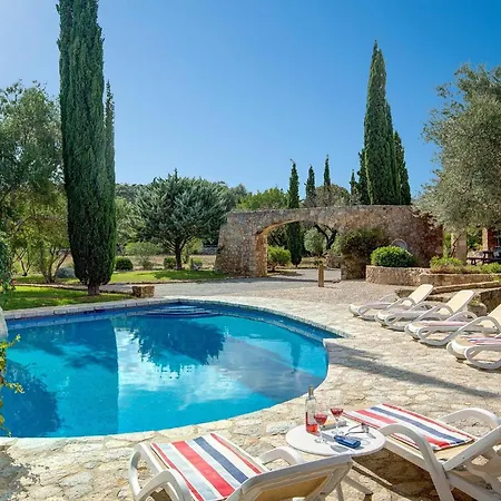 Beautiful 4 Bedrooms Bennassar Mountainside Views * Pollenca