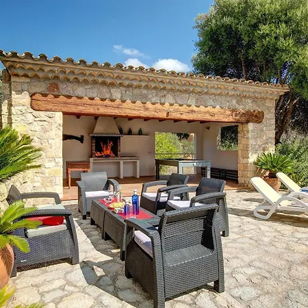 Beautiful 4 Bedrooms Bennassar Mountainside Views