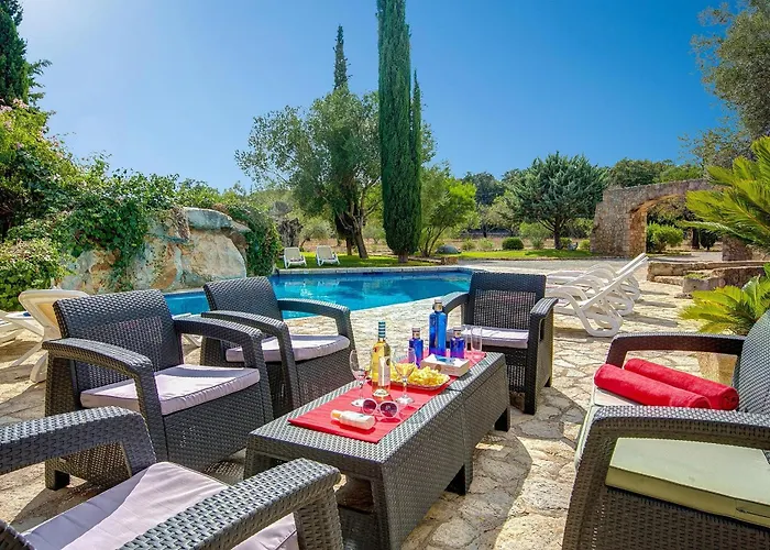 Beautiful 4 Bedrooms Bennassar Mountainside Views Pollensa