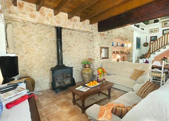 Beautiful 4 Bedrooms Bennassar Mountainside Views * Pollensa