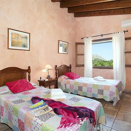 Beautiful 4 Bedrooms Bennassar Mountainside Views Pollença